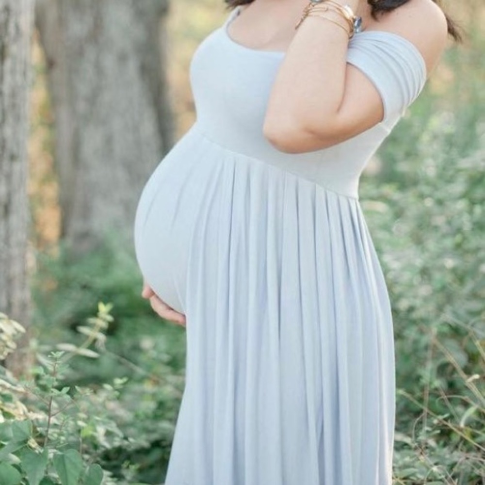 Off shoulder maternity gown